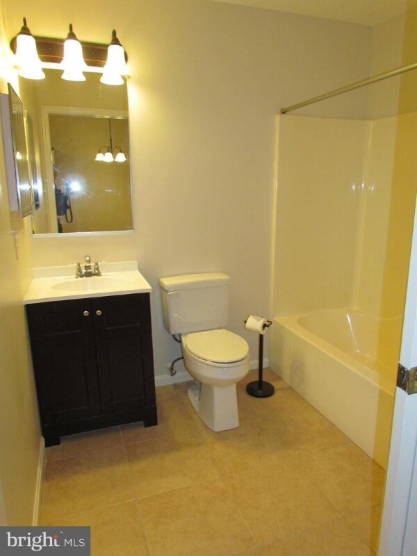 Building Photo - 1830 Vincenza Dr