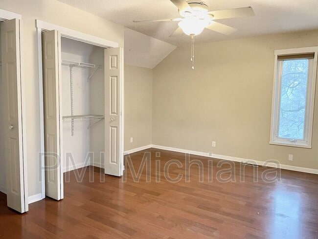 Building Photo - 18120 N Stoneridge Dr
