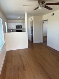 Building Photo - 7160 N 53rd Ave
