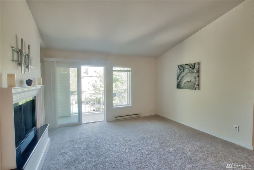 Building Photo - 12300 Harbour Pointe Blvd
