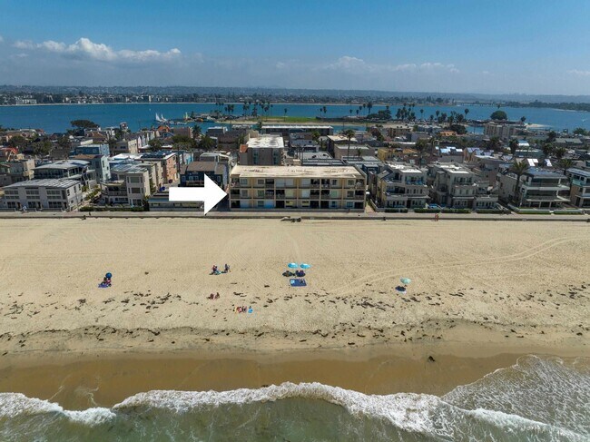 Building Photo - 3755 Ocean Front Walk