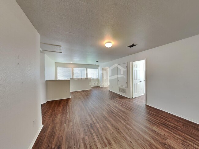 Building Photo - 9213 Whistlewood Dr