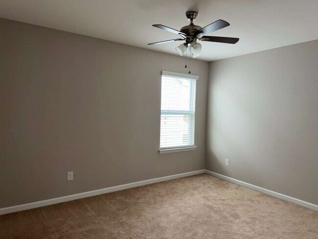 Building Photo - 2041 Fuschia Ct