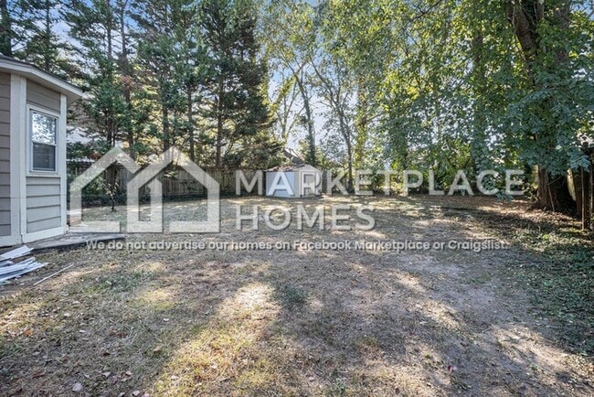 Building Photo - 1638 Mercer Ave