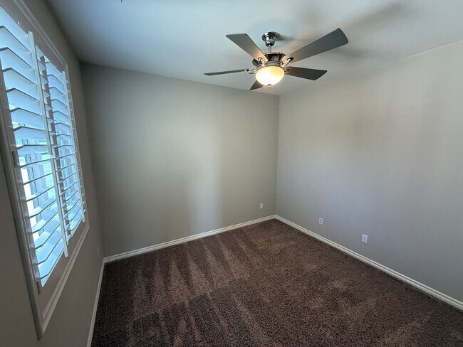 Building Photo - Stunning 4-Bedroom Home with Solar, EV Charger, and a Loft in Valencia