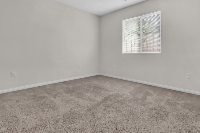 Building Photo - 7695 Freda Ave