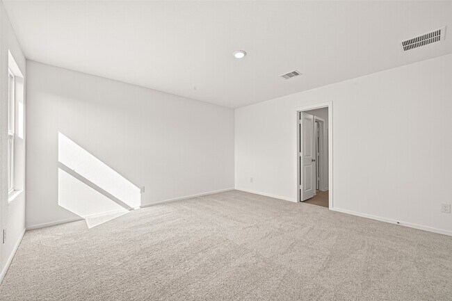 Building Photo - 26923 Dalmatian Bellflower Dr