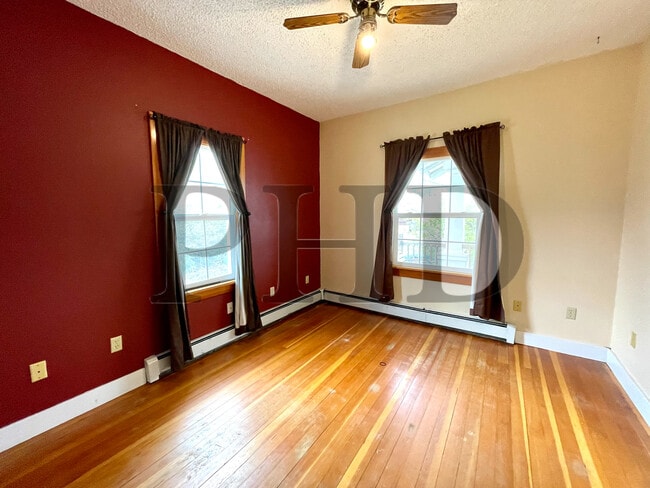 Building Photo - 509 E Harney St