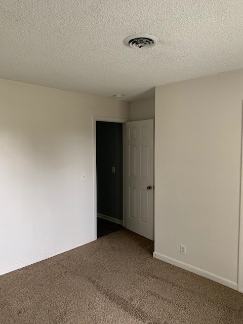 Building Photo - 4001 Anderson Rd