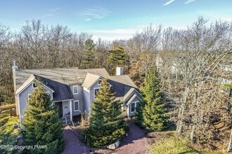 Building Photo - 179 Hawthorne Ct