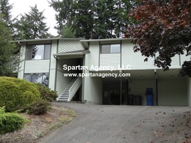 Building Photo - 4111 4th Street Pl SW