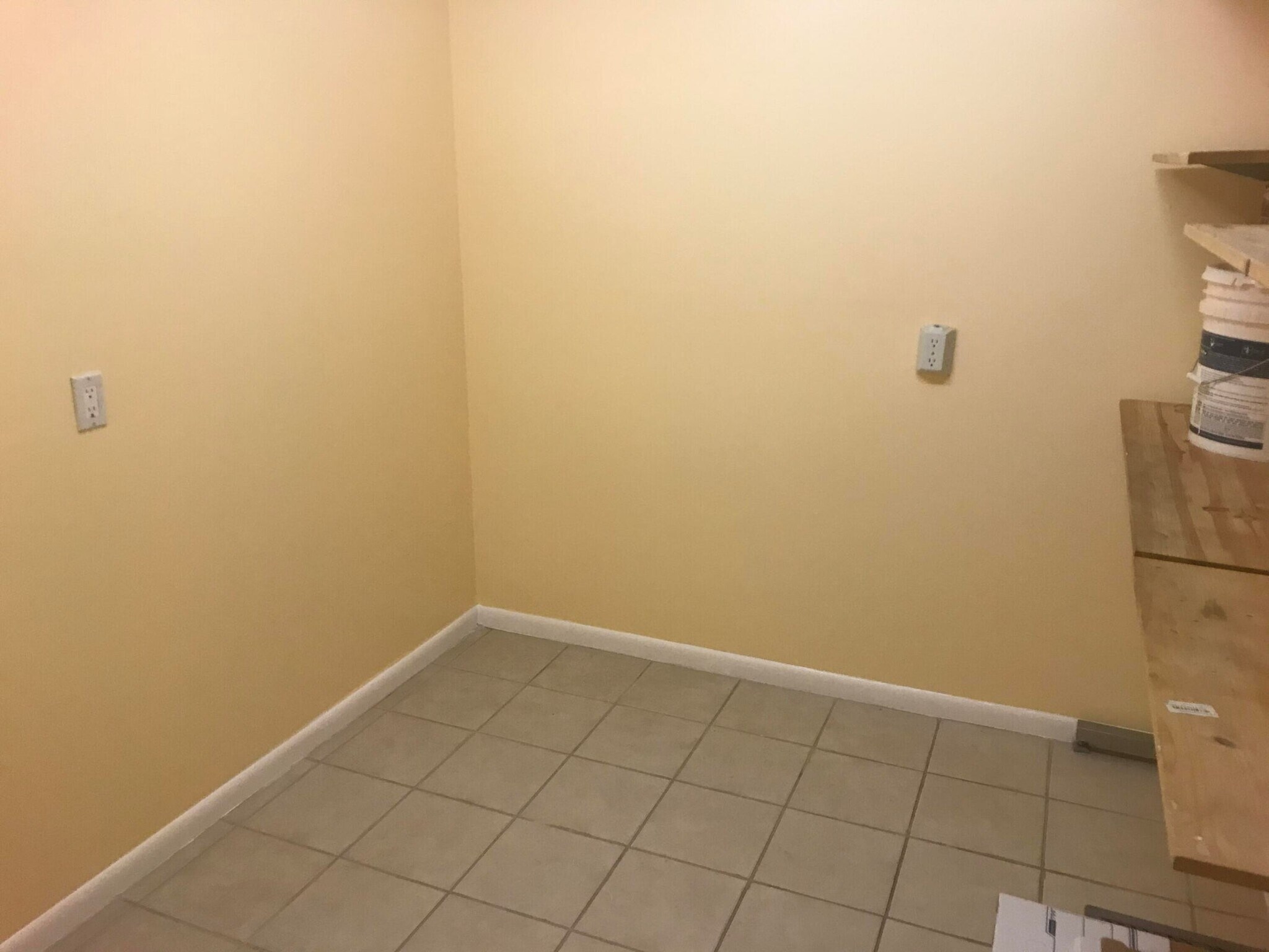 Building Photo - 3826 Whitehall Dr