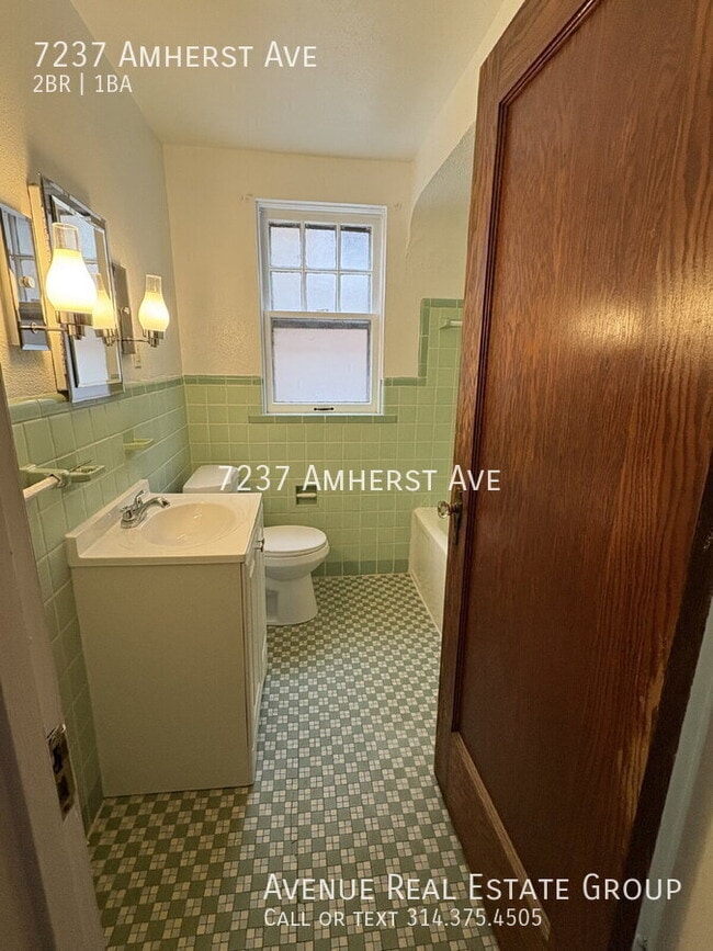 Building Photo - 7237 Amherst Ave