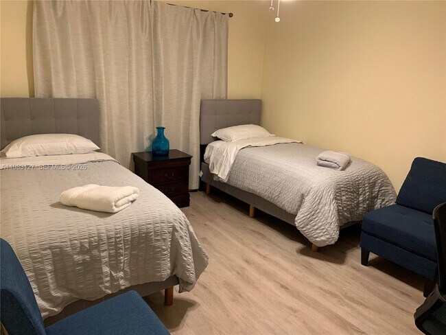 Building Photo - 2221 NW 196th Terrace