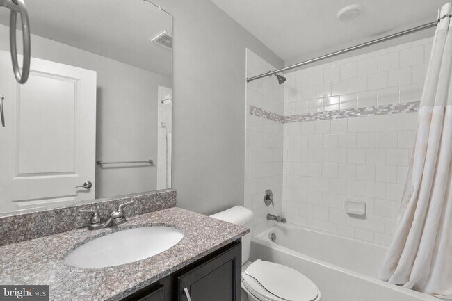 Building Photo - 945 Kayley Dr