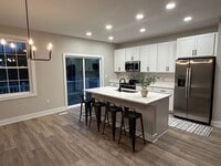 Building Photo - 17 Wortz Dr