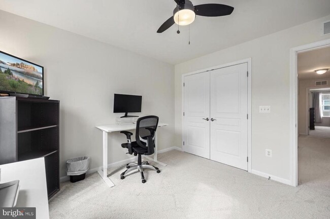 Building Photo - 14738 Mason Creek Cir