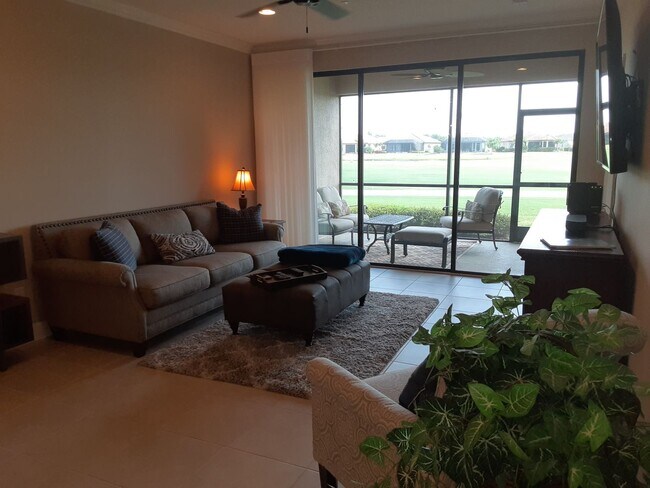 Building Photo - Annual/Seasonal/short term turnkey furnish...