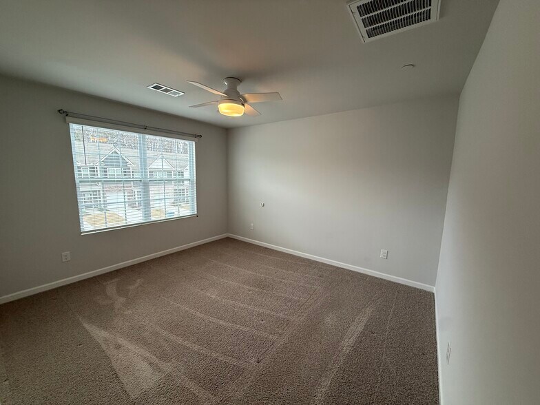 Building Photo - 172 Dale Mires Ln