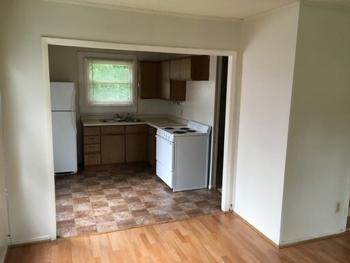 Building Photo - 703/705 Lee Ct