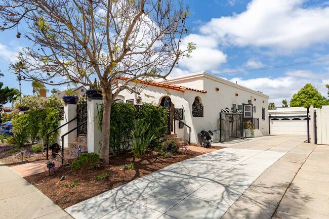 Building Photo - 4 Bed, 3 Bath—Single Family Home in Kensin...