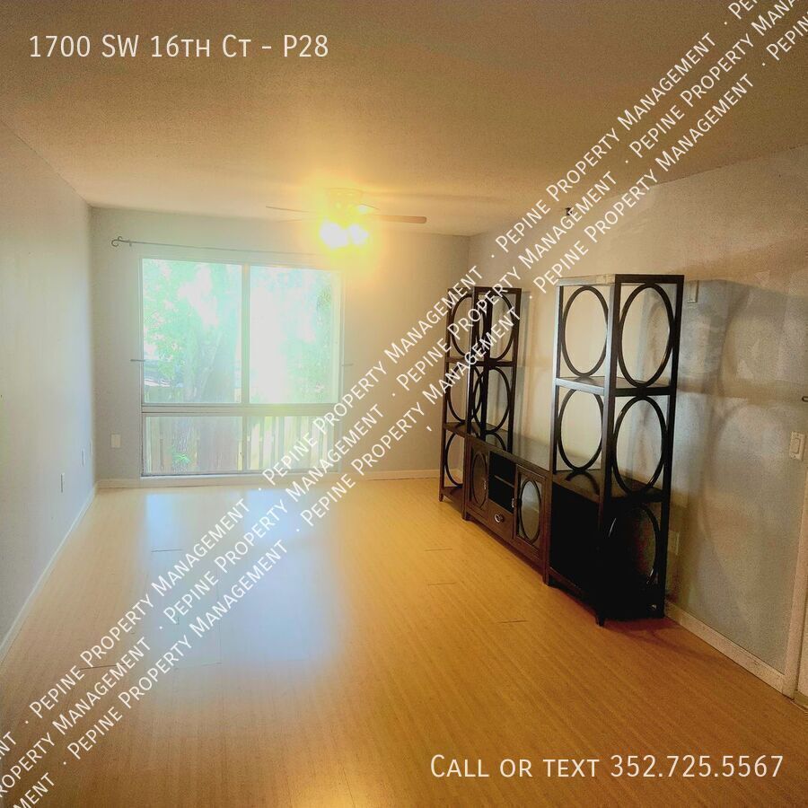Building Photo - 1700 SW 16th Ct