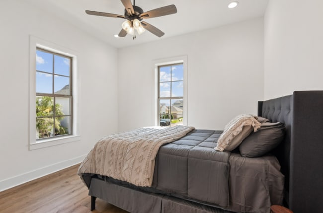 Building Photo - 115 Gaunt Lane #802