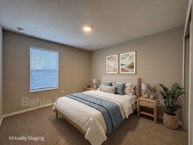Building Photo - 5110 Adelaide Dr