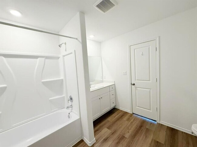 Building Photo - 2620 Schwartz Ln