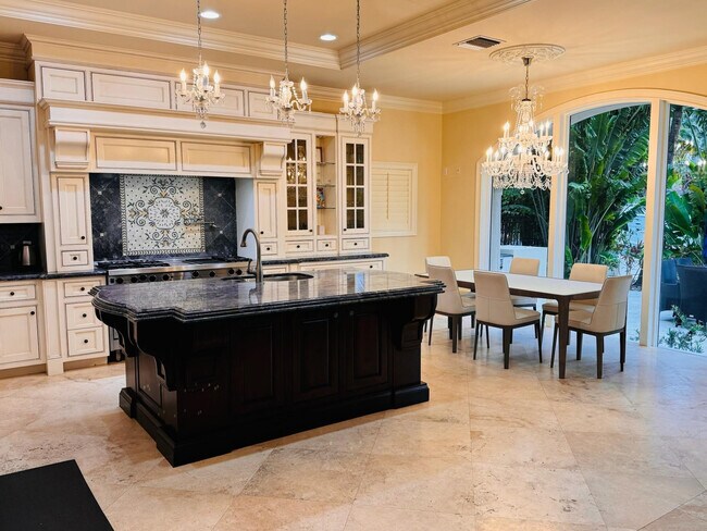 Building Photo - 510 San Marco Dr