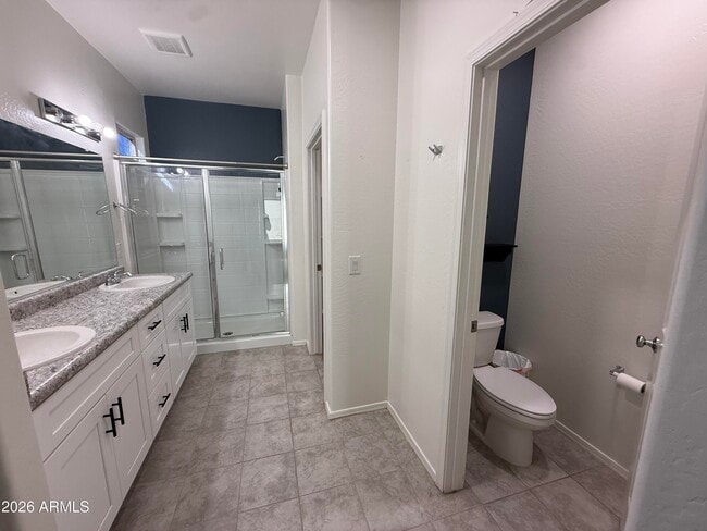 Building Photo - 1691 W Inca Dr