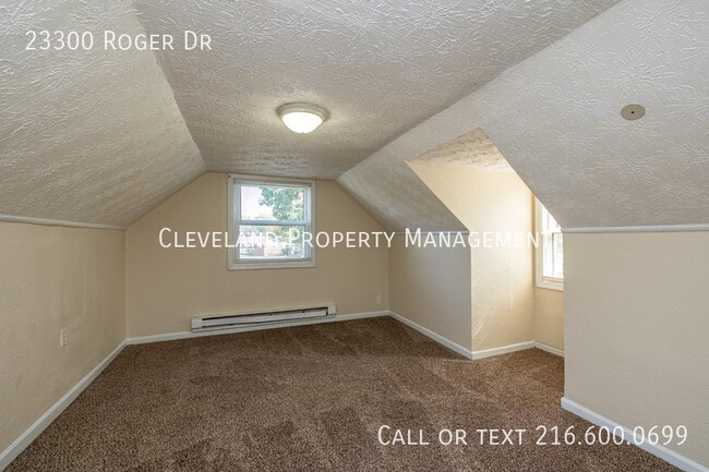 Building Photo - 23300 Roger Dr