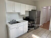 Building Photo - 85 Groveland St