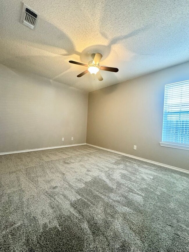 Building Photo - COMING MARCH 2026!! Beautiful 3-Bedroom Home Near Goodfellow AFB!