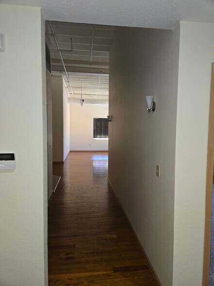 Building Photo - 43 S Huron St