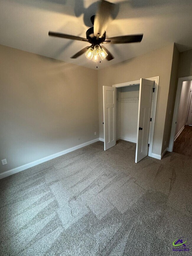 Building Photo - 105 Amargosa Pl
