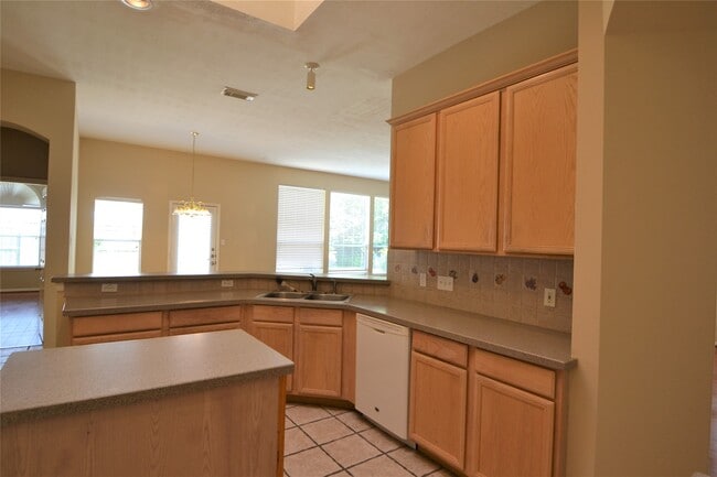 Building Photo - 6011 Stevens Creek Ct
