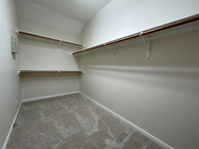 Building Photo - 5356 Magdelena Dr