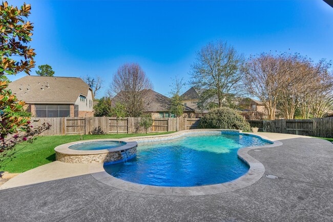 Building Photo - 118 Madeline Ln