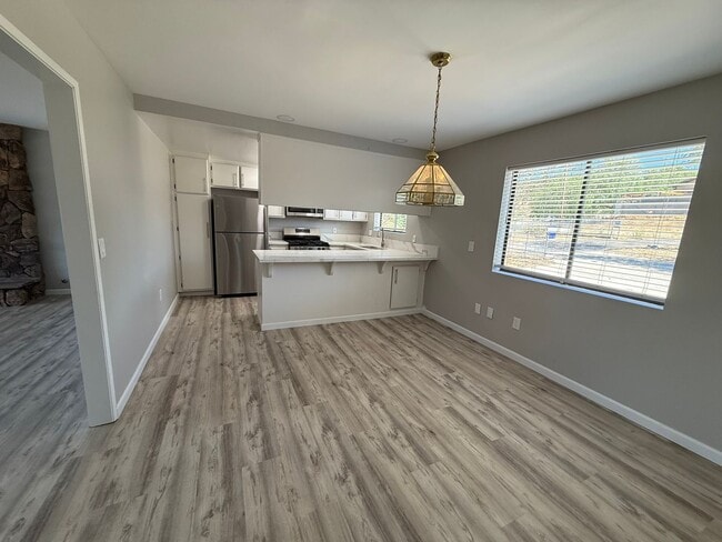 Building Photo - 2 ON 1 PROPERTY in ALPINE! 3BR/2BA home PL...