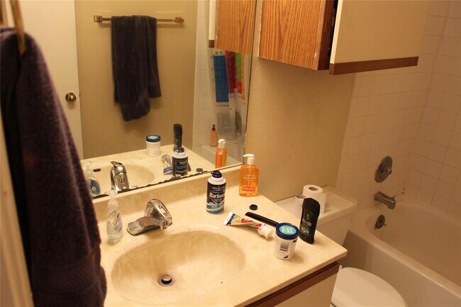 Building Photo - 2804 Rio Grande St