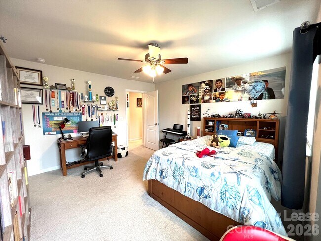 Building Photo - 1031 Winnett Dr