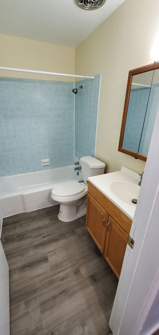 Building Photo - 252 A St