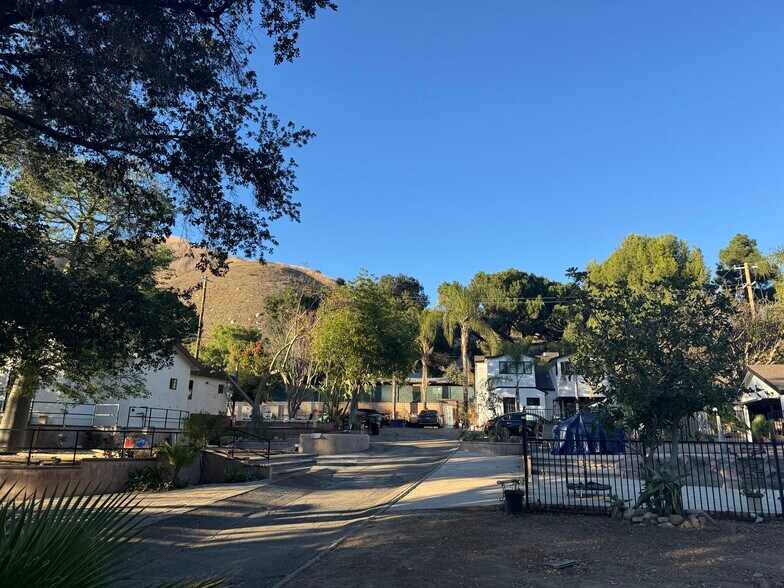 Building Photo - 9859 Foothill Blvd