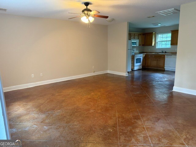 Building Photo - 408 Crossway Cottages Ln