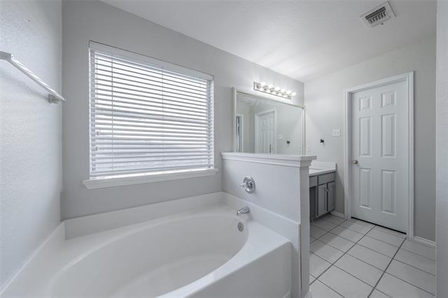 Building Photo - 602 Joy Ln