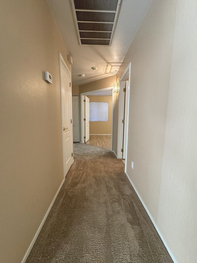 Building Photo - ***MOVE IN SPECIAL**SPRINGS IN CHANDLER 3 ...