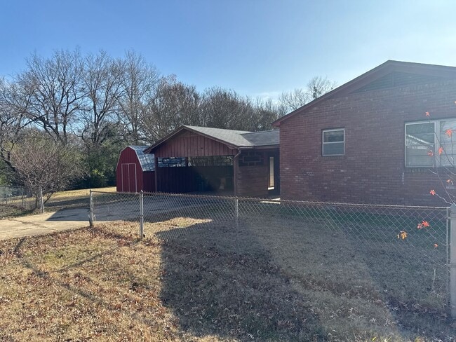 Building Photo - 4020 N 57th St