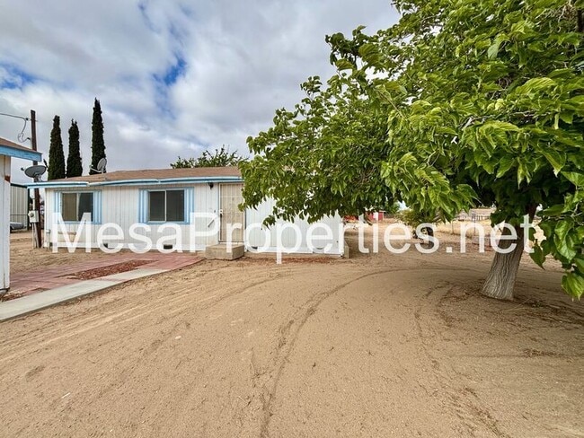 Building Photo - 9964 Arroyo Ave
