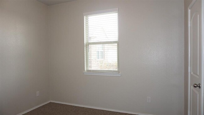 Building Photo - 6139 Purple Iris St
